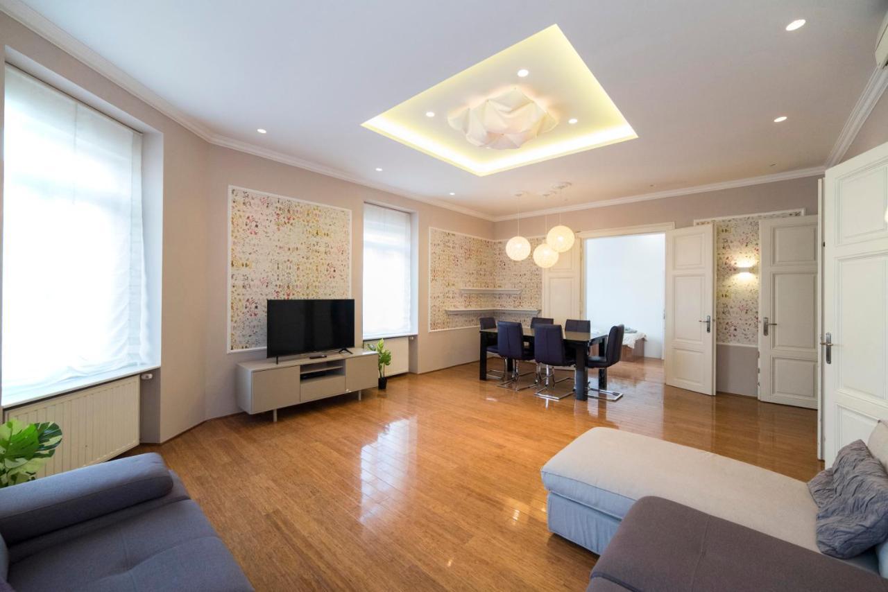 Agape Apartments Zagabria Esterno foto