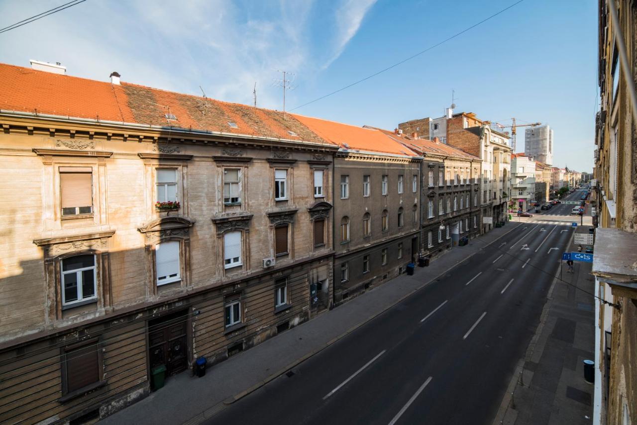 Agape Apartments Zagabria Esterno foto